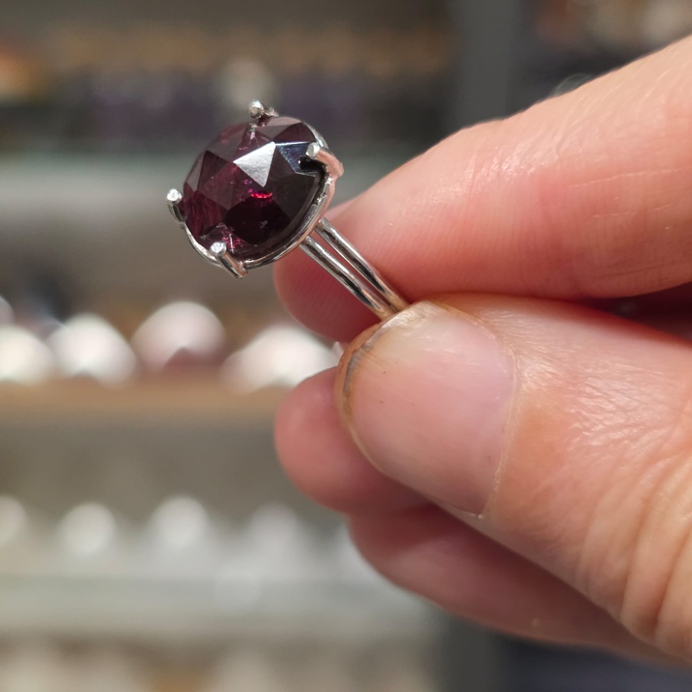 GRANAT 7A KALİTE FASET KESİM AYARLI GÜMÜŞ YÜZÜK 2,52gr N2