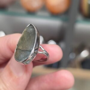 Alternative view of LABRODORİT 7A KALİTE GÜMÜŞ AYARLI YÜZÜK 5,00Gr L12