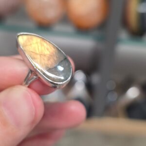 LABRODORİT 7A KALİTE GÜMÜŞ AYARLI YÜZÜK 5,00Gr L12