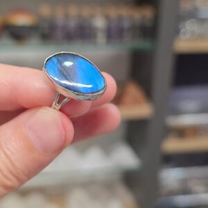 Alternative view of LABRODORİT 7A KALİTE GÜMÜŞ AYARLI YÜZÜK 4,80Gr L10