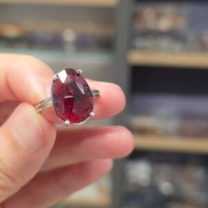 GRANAT 7A KALİTE FASET KESİM AYARLI GÜMÜŞ YÜZÜK 3,40gr N22