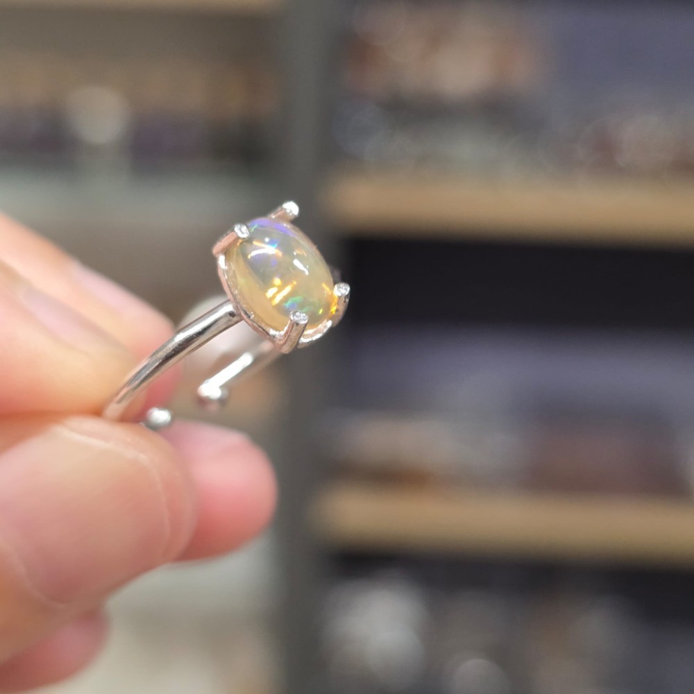 ATEŞ OPAL ETİYOPYA 7A KALİTE AYARLI GÜMÜŞ YÜZÜK 1,51Gr N10