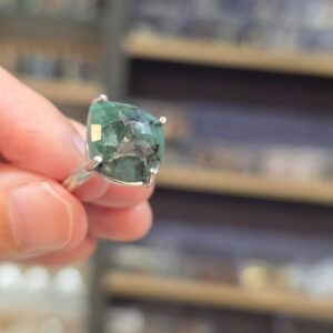 ZÜMRÜT DAMARLI AYARLI GÜMÜŞ YÜZÜK 3,20Gr Z40