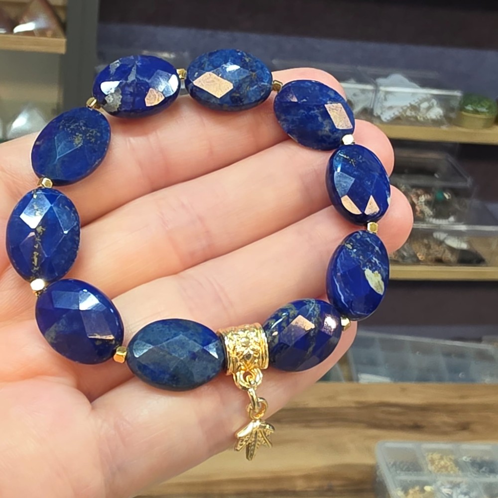 LAPİS LAZULİ ARPA KESİM BİLEKLİK B3