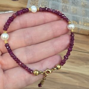 YAKUT 7A KALİTE-İNCİ GÜMÜŞ APARATLI 16-19 BİLEKLİK YB9