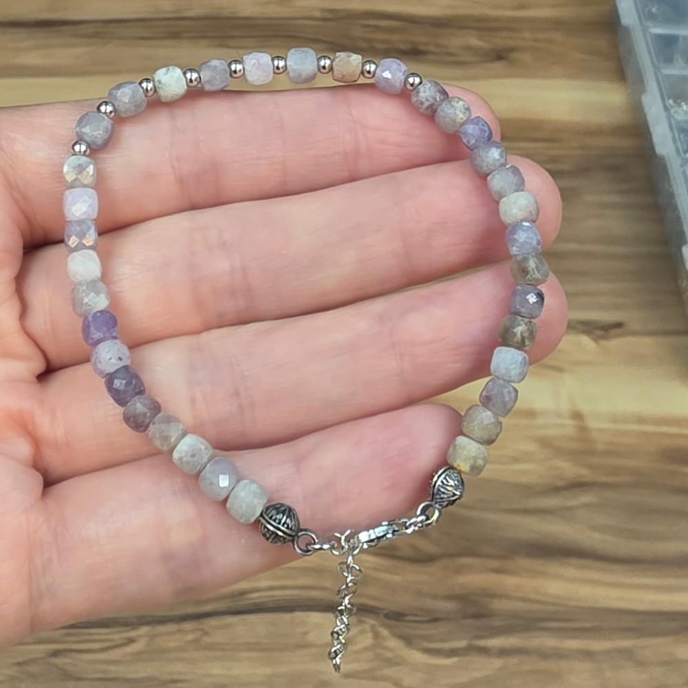 AMETİST KÜP KESİM GÜMÜŞ APARATLI BİLEKLİK 16-19CM A7