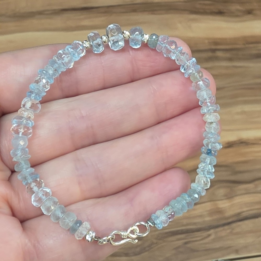 MAVİ TOPAZ GÜMÜŞ APARATLI  BİLEKLİK 16-19CM T7