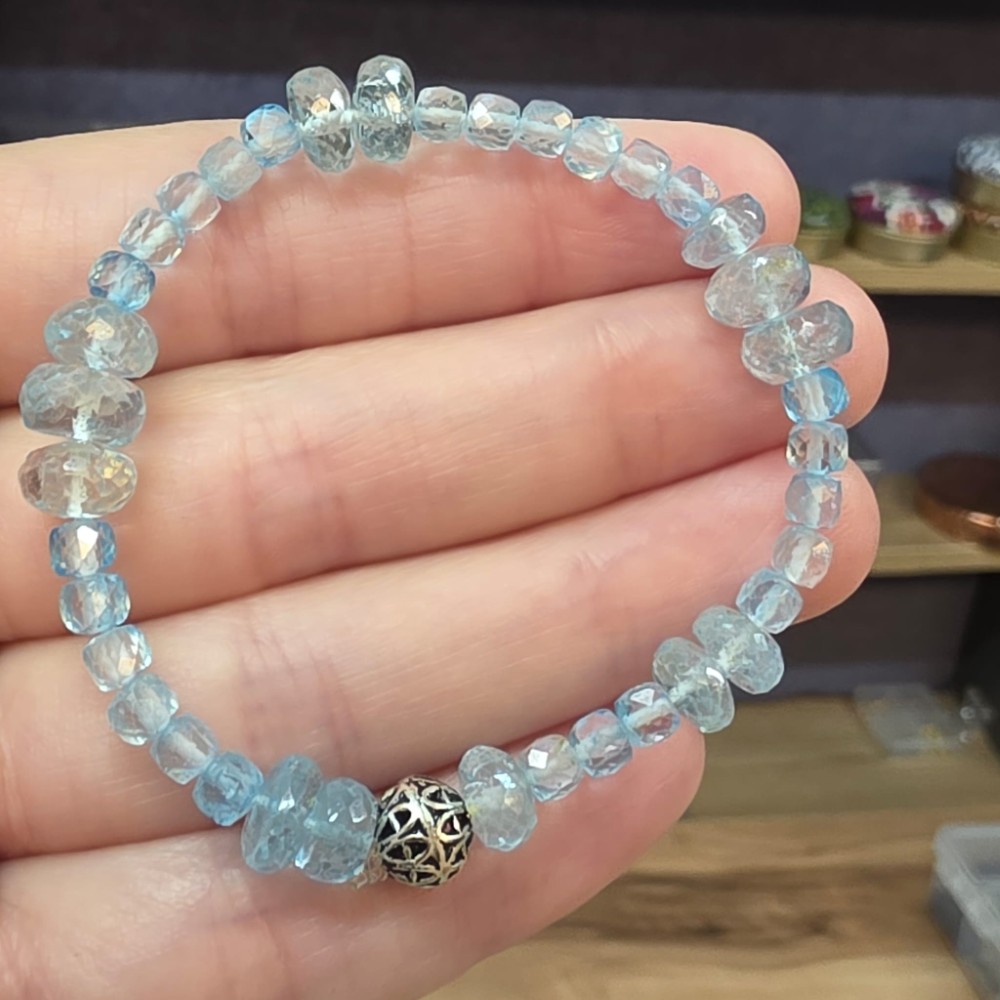 MAVİ TOPAZ GÜMÜŞ APARATLI BİLEKLİK 16-19CM T6