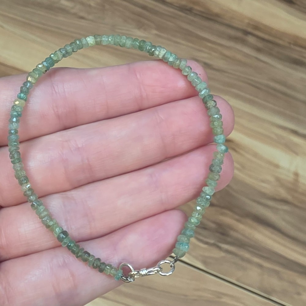 ZÜMRÜT RONDELA KESİM GÜMÜŞ APARATLI BİLEKLİK 16-19CM Z6