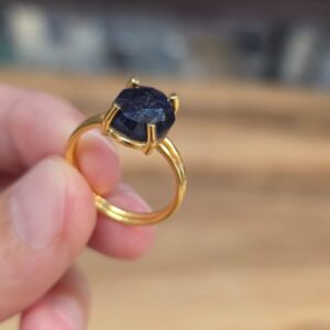 Alternative view of LAPİS LAZULİ FASET KESİM AYARLI ALTIN KAPLAMA GÜMÜŞ YÜZÜK 3,00Gr L22