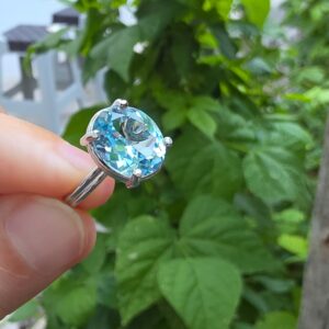 MAVİ TOPAZ AYARLI GÜMÜŞ YÜZÜK OVAL 3,53GR   T33