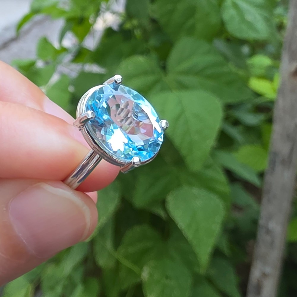 MAVİ TOPAZ AYARLI GÜMÜŞ YÜZÜK OVAL 4,00GR   T34