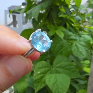 Alternative view of MAVİ TOPAZ AYARLI GÜMÜŞ YÜZÜK OVAL 3,53GR   T33