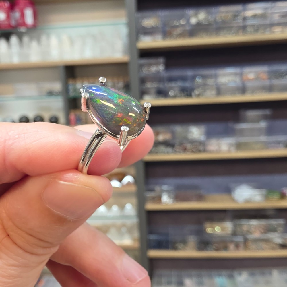 ATEŞ OPAL EL İŞÇİLİĞİ GÜMÜŞ YÜZÜK 2,48GR A32