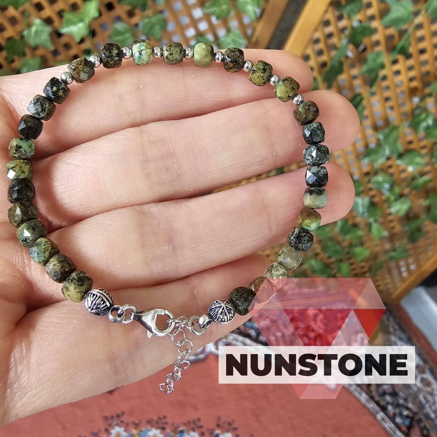 AKİK AA KALİTE 4MM KÜP KESİM GÜMÜŞ APARATLI BİLEKLİK